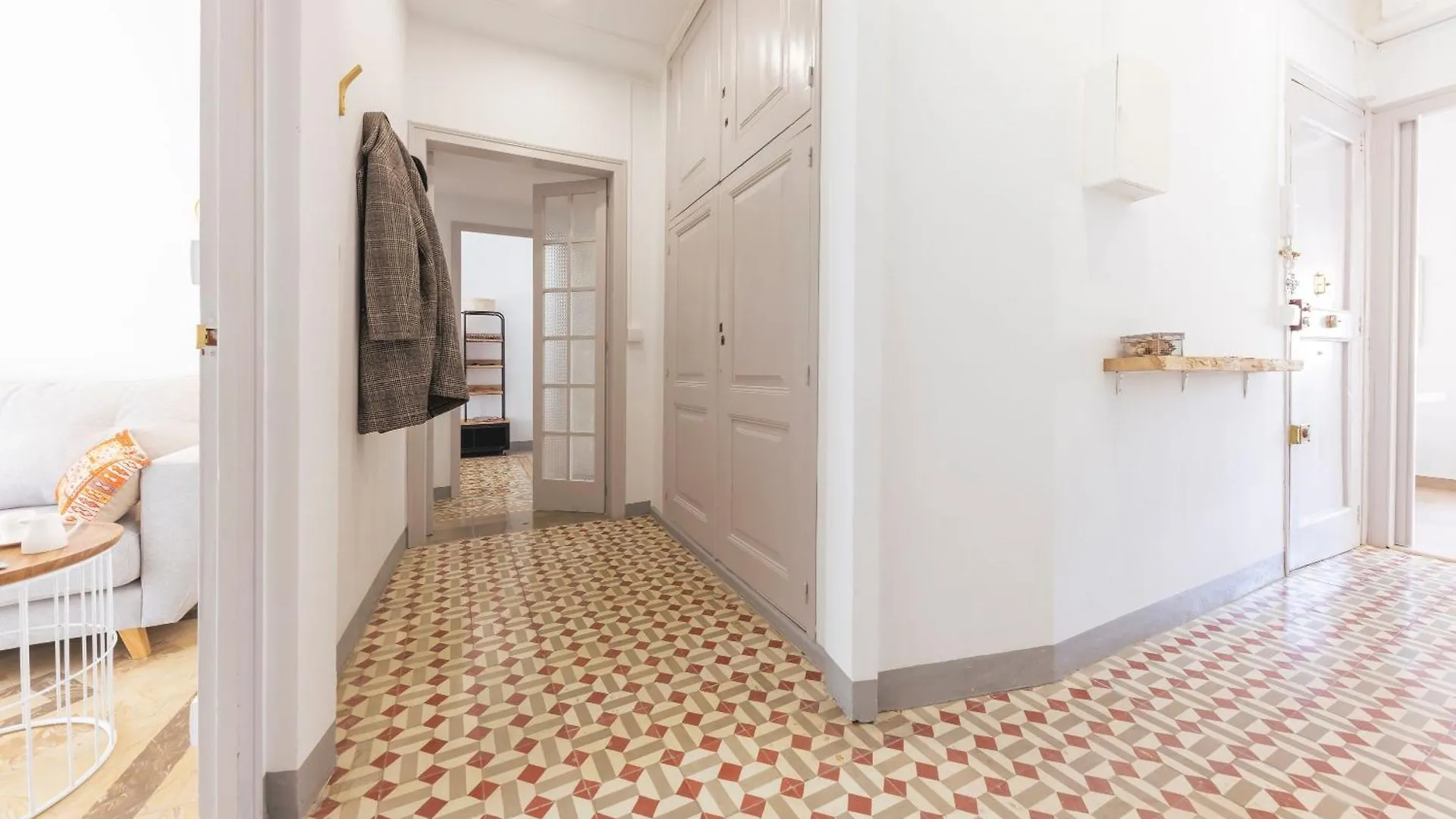 Bravissimo Rambla River View Girona Apartman